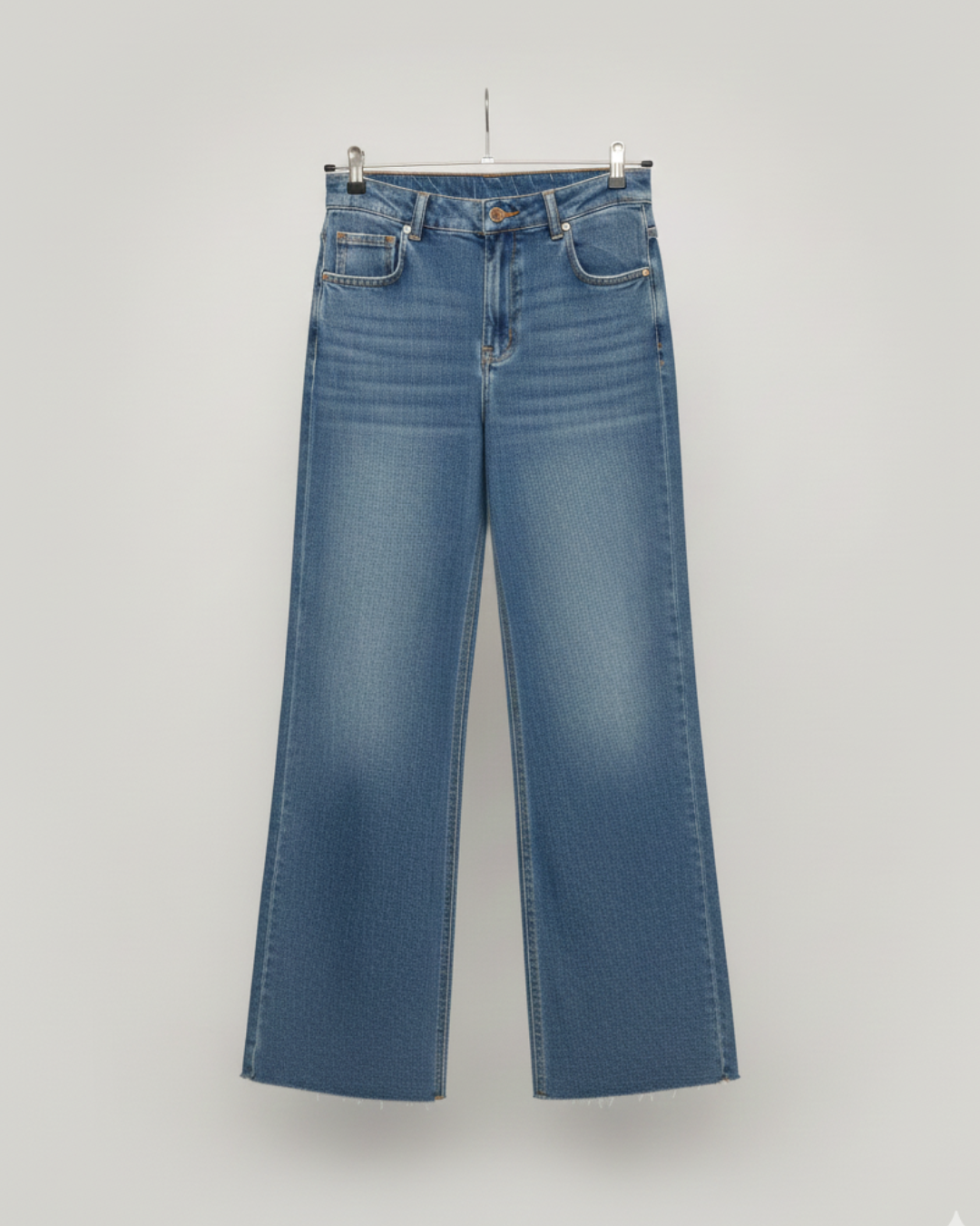 High-Rise Wide-Leg Jeans – Raw Hem Classic Blue
