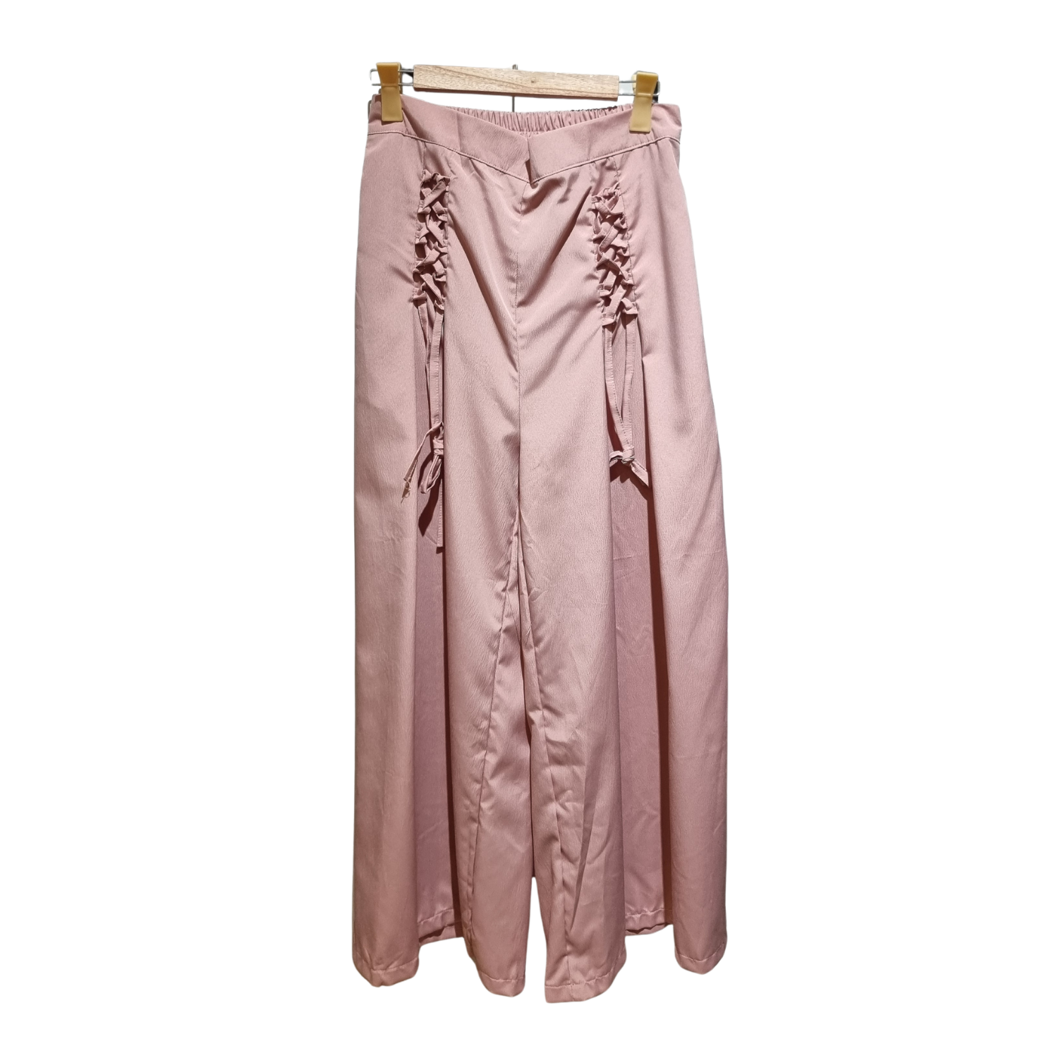 Luxe Utility: 3-Piece Monochromatic Co-ord Set with Matching Bag