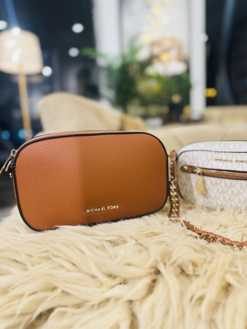 Michael Kors Bucker