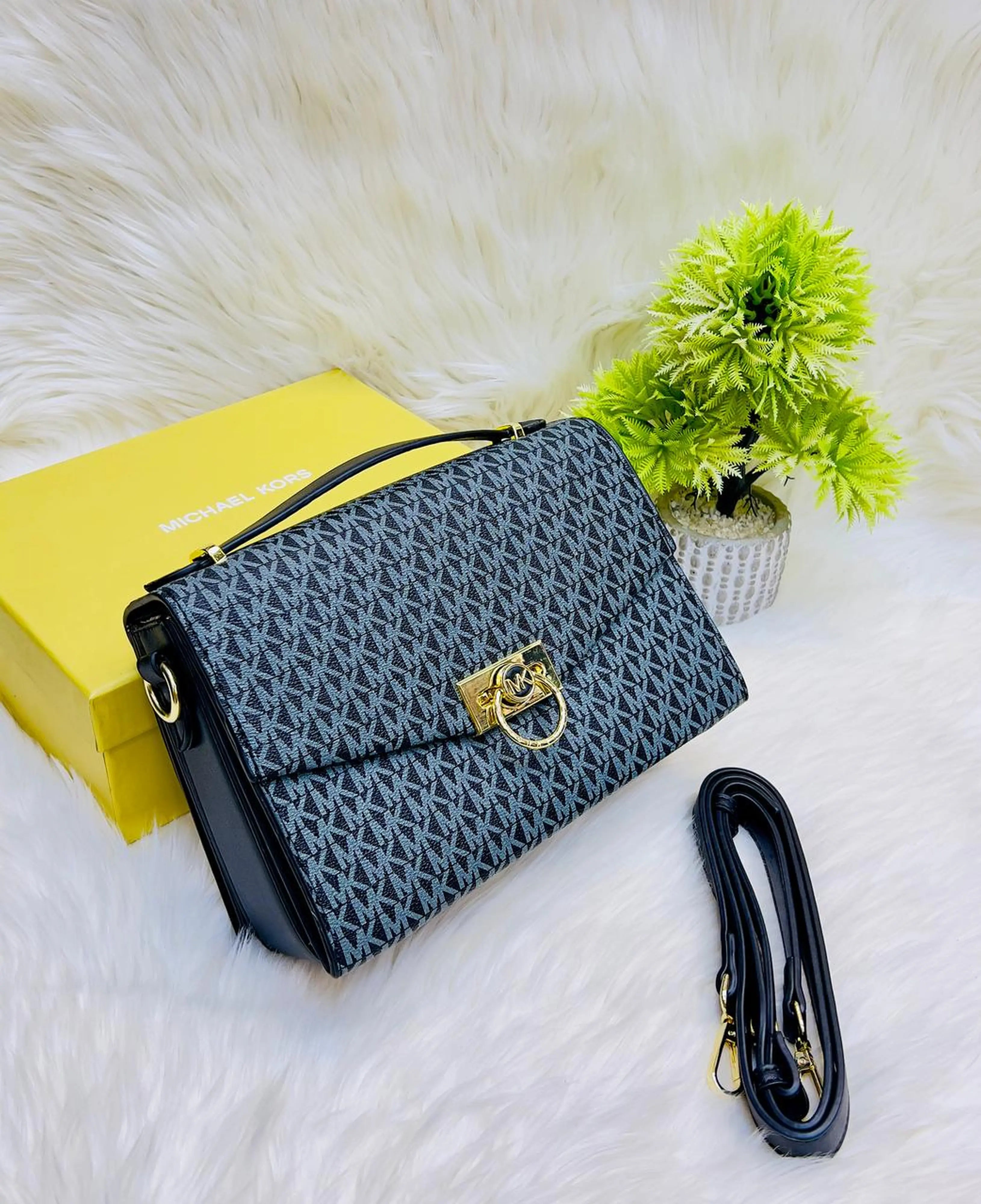 Michael Kors Hand Bags